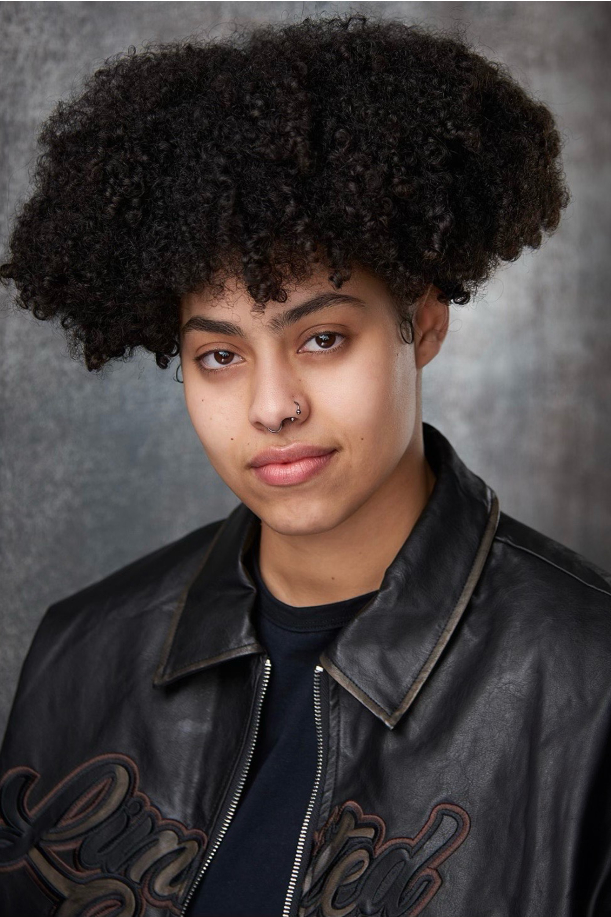 Almayra Shah backdrop