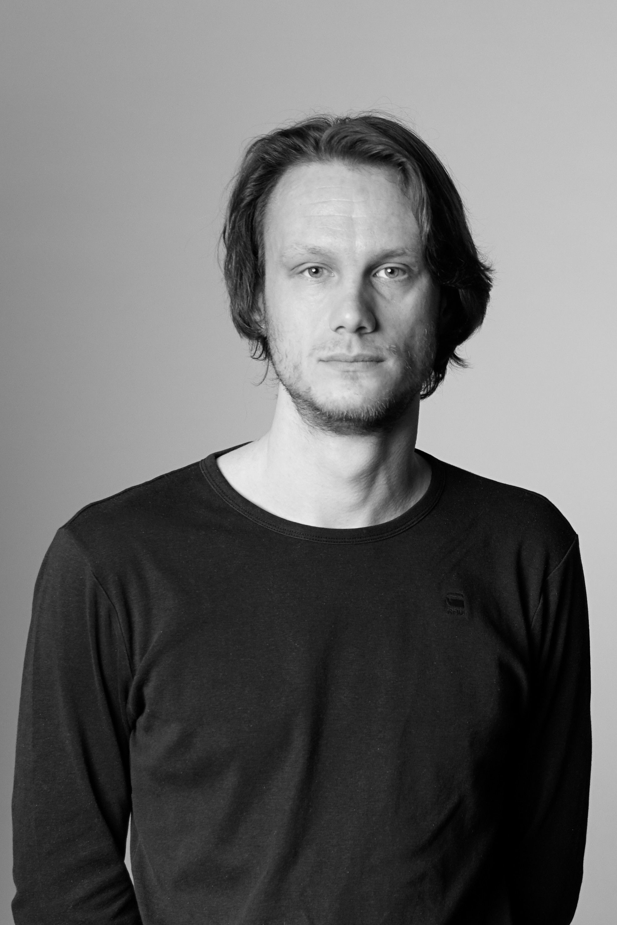 Luis Janßen backdrop