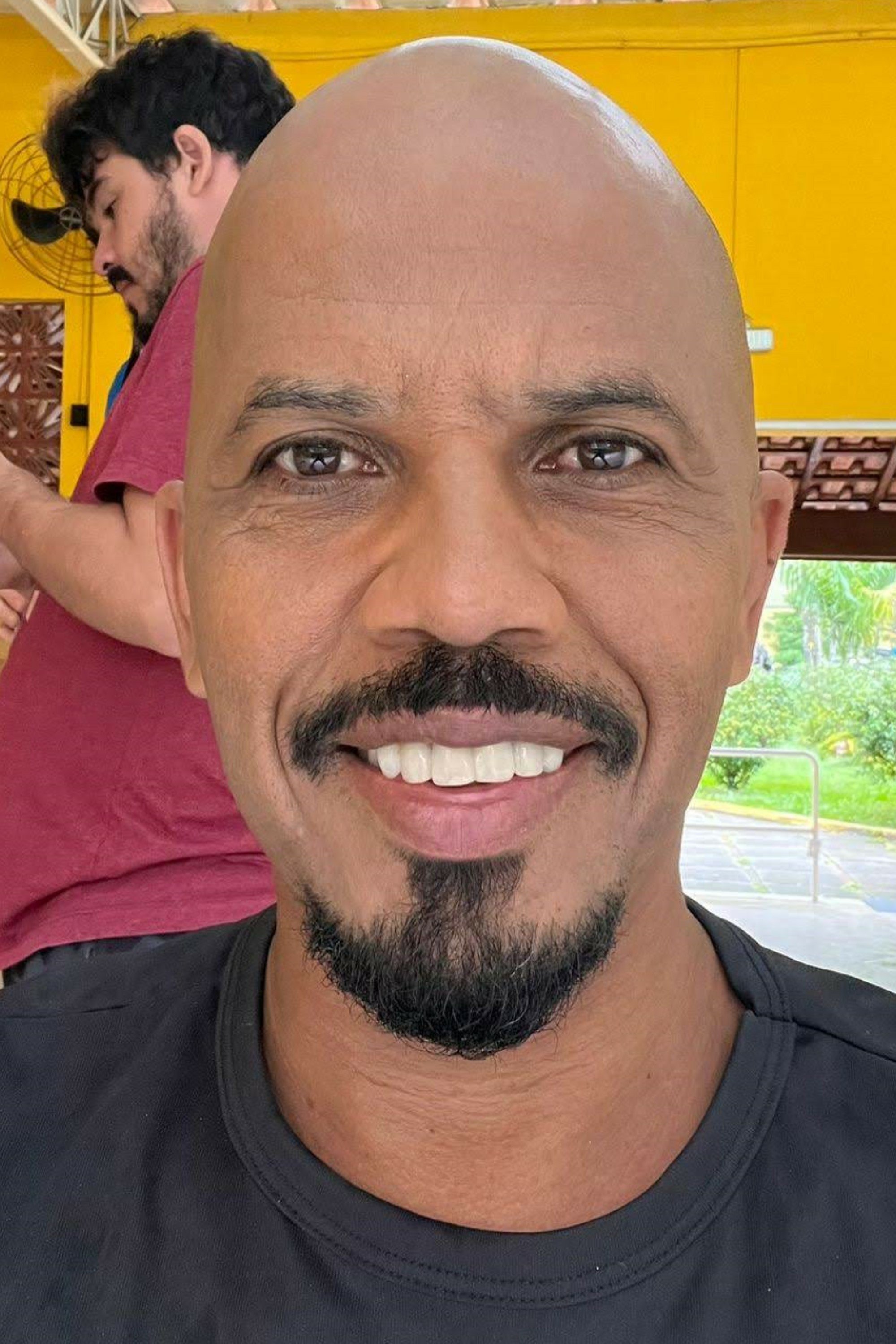 Jorge Júlio backdrop