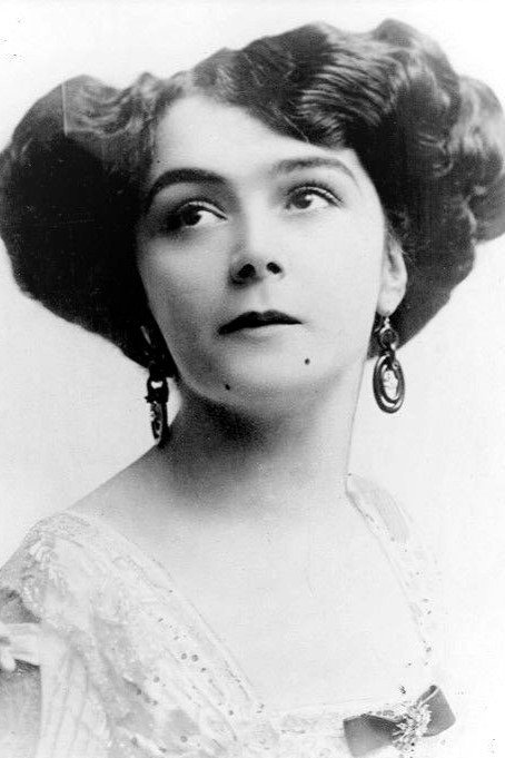 Marie Empress backdrop