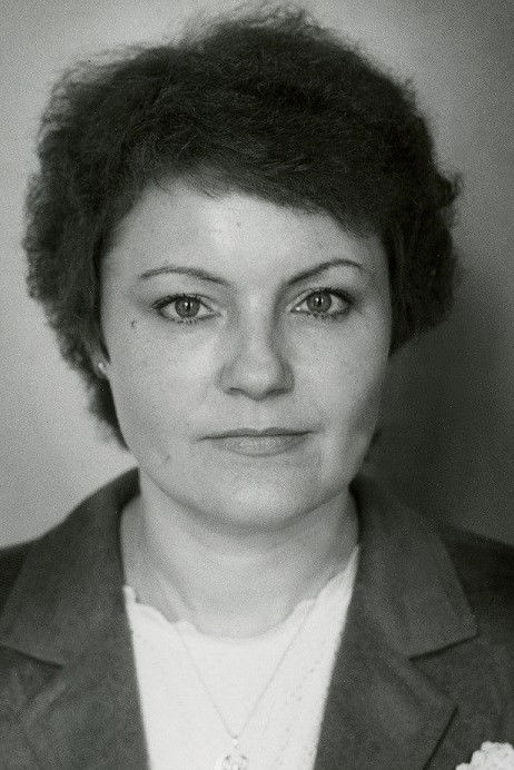 Carmen-Ines Heibre backdrop