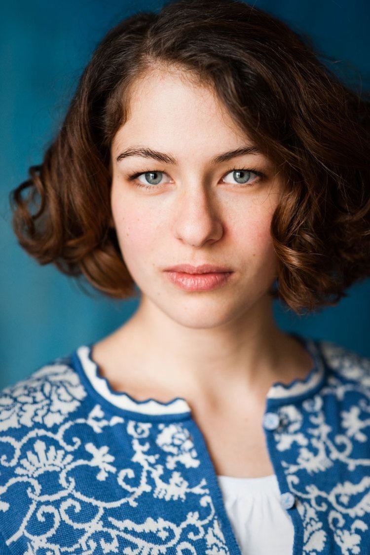 Henriette Confurius backdrop