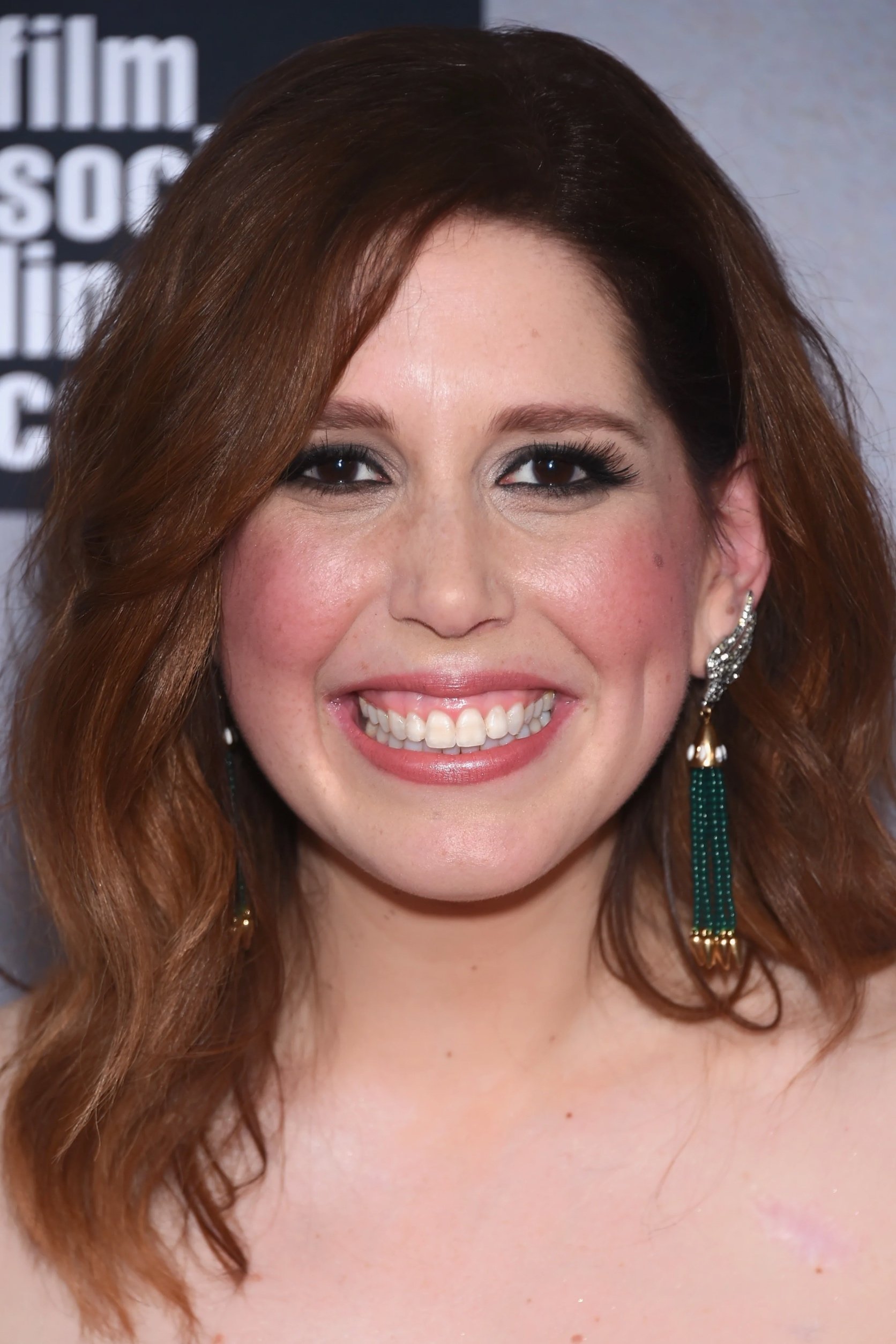 Vanessa Bayer backdrop
