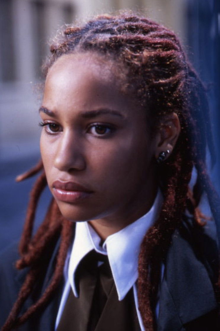 Naima Santos backdrop