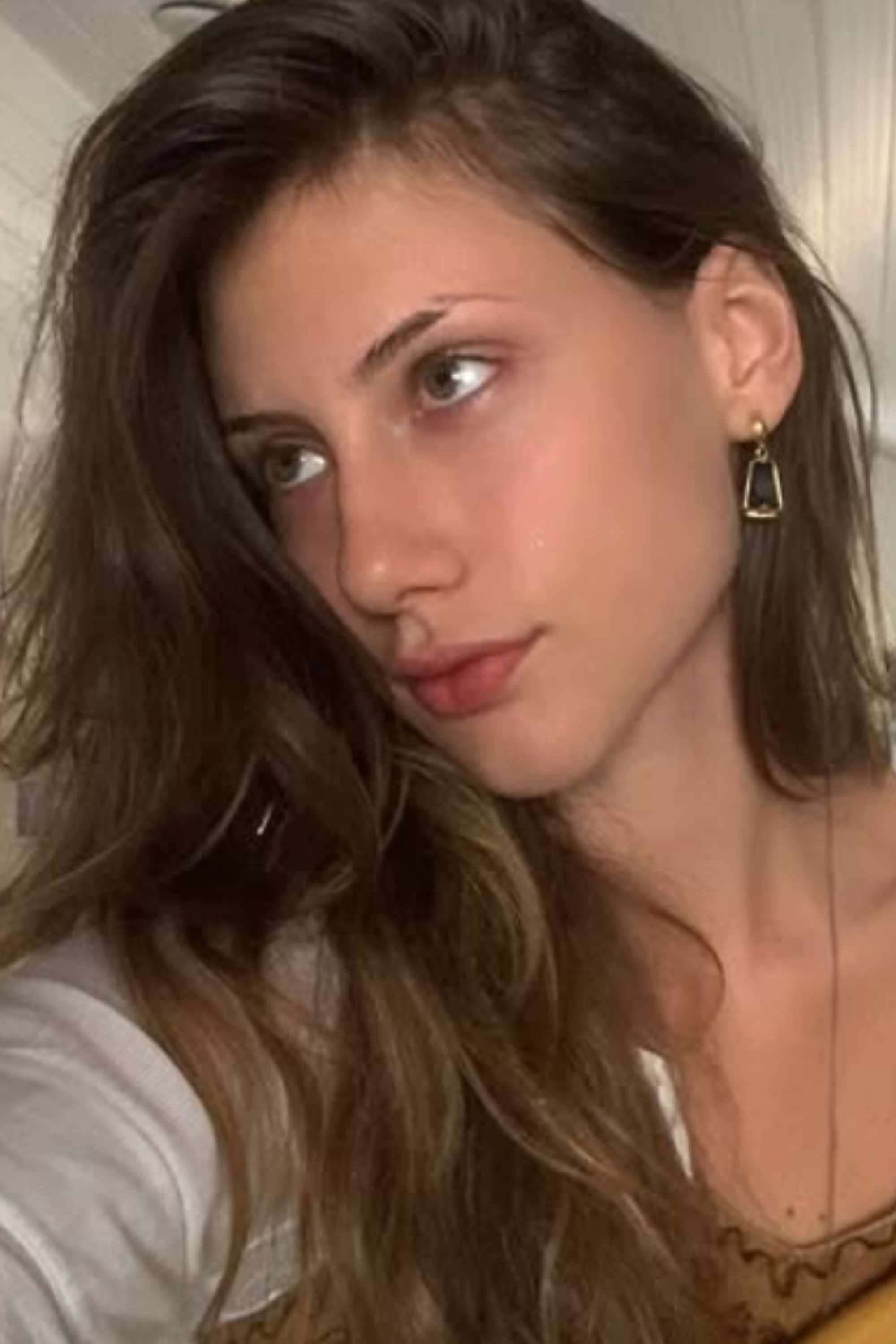 Drya Elanor backdrop