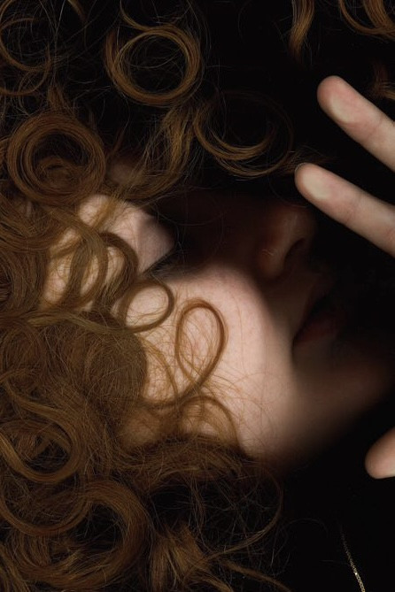 Berit De Sutter backdrop