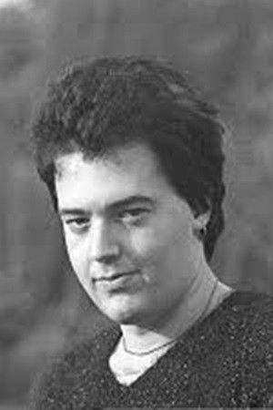 Matthieu Hartley backdrop