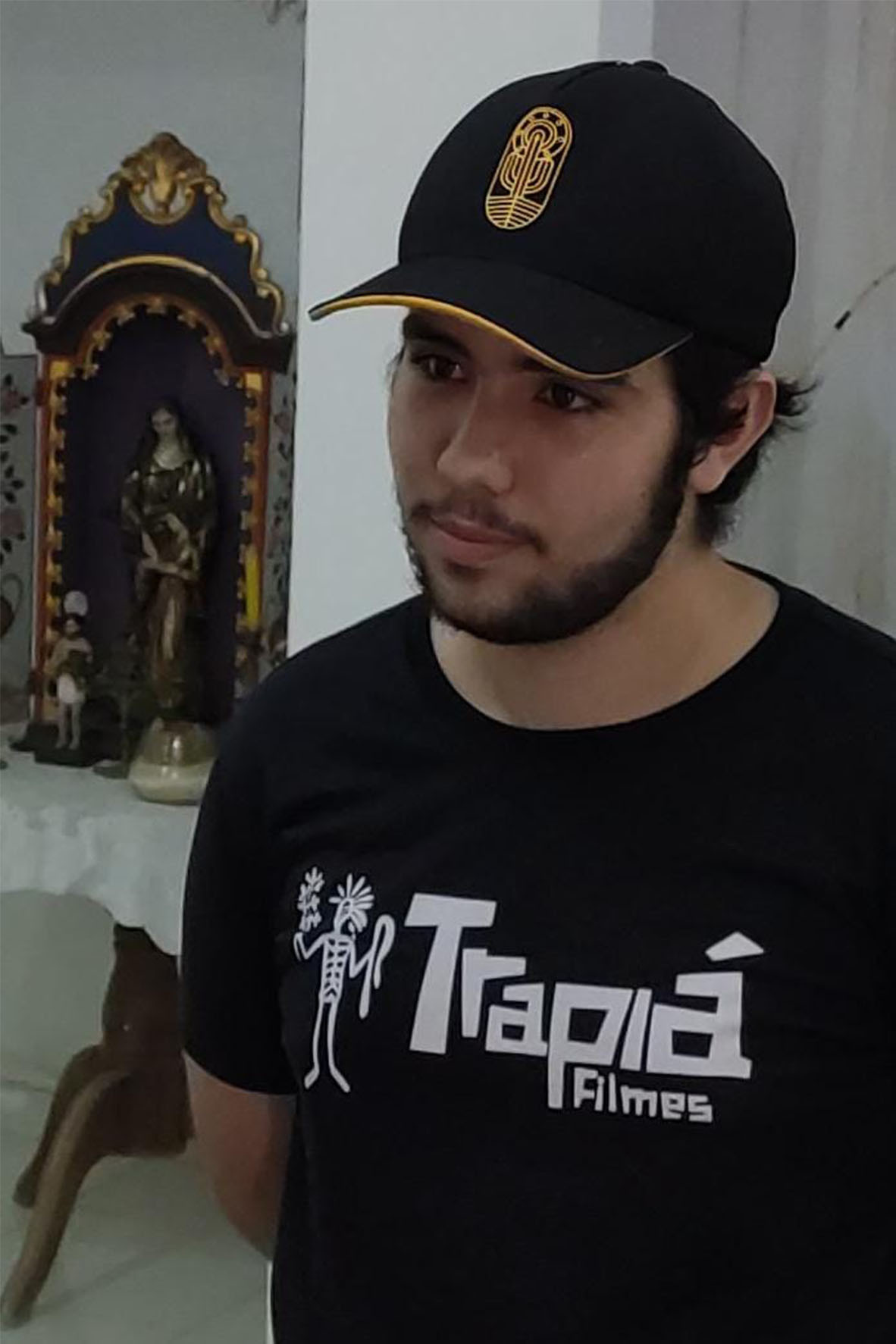 Pedro Andrade backdrop