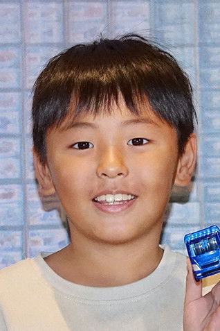 You-Kai Huang backdrop