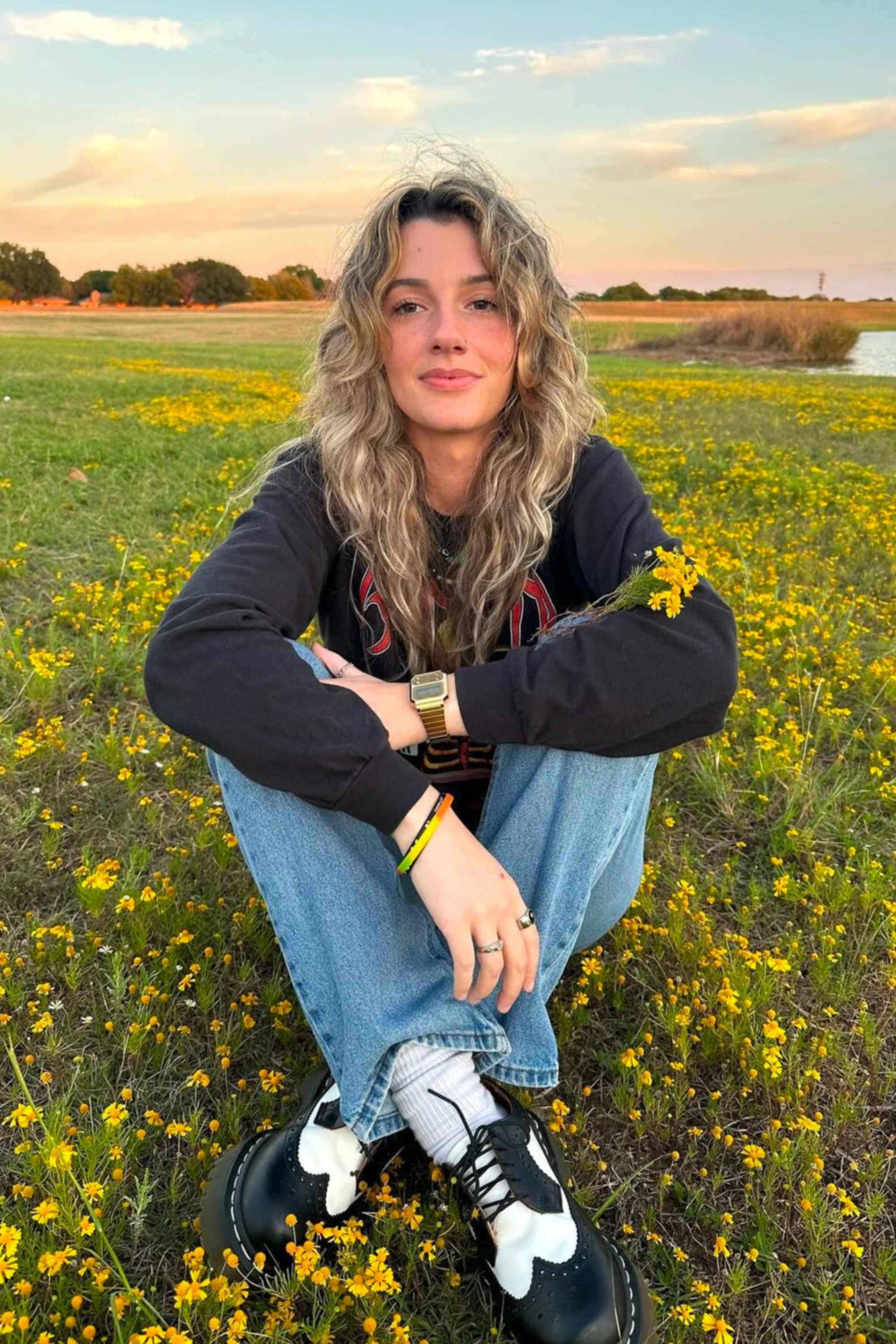 Alexa Makowsky backdrop