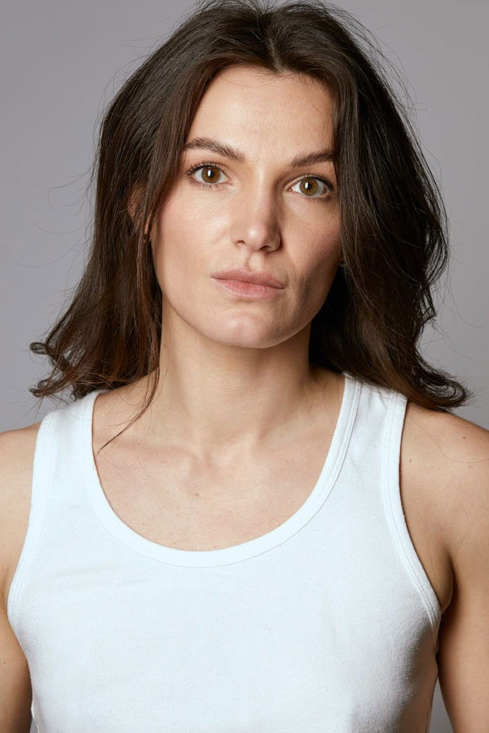 Amélia Colonnello backdrop