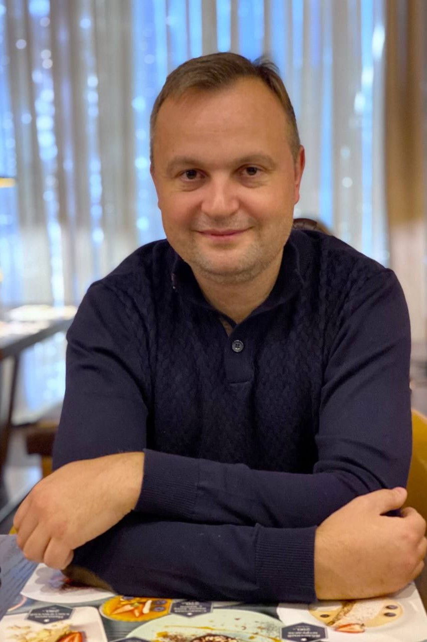 Валерий Давидович backdrop