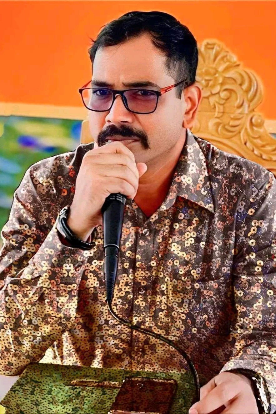 Mac Badshah backdrop