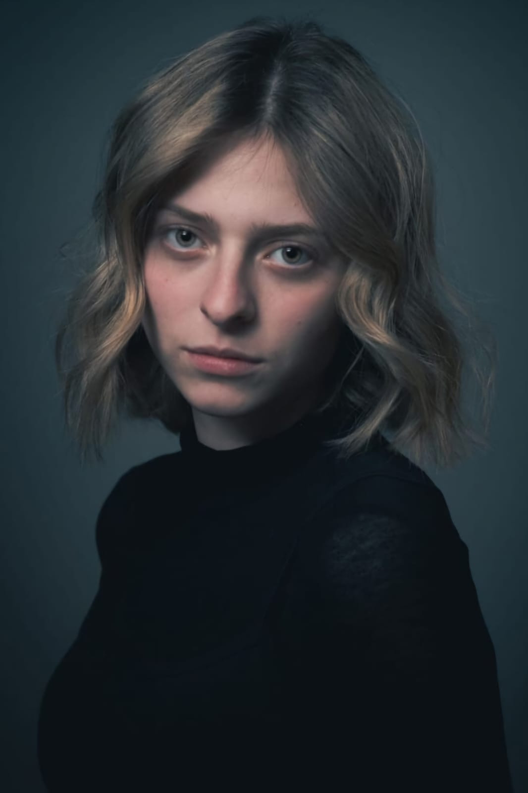 Elisa Cavaliere backdrop