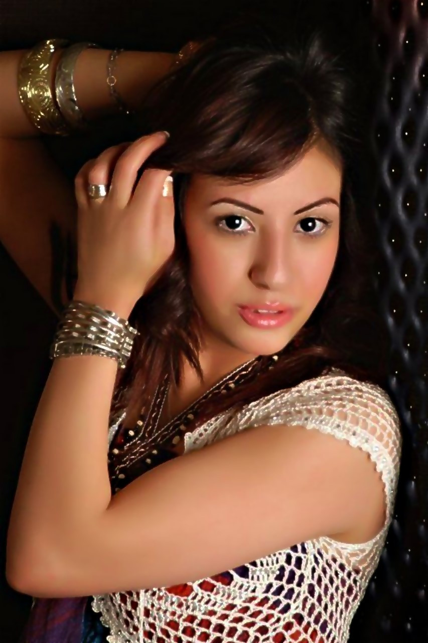 Salma Al Deeb backdrop