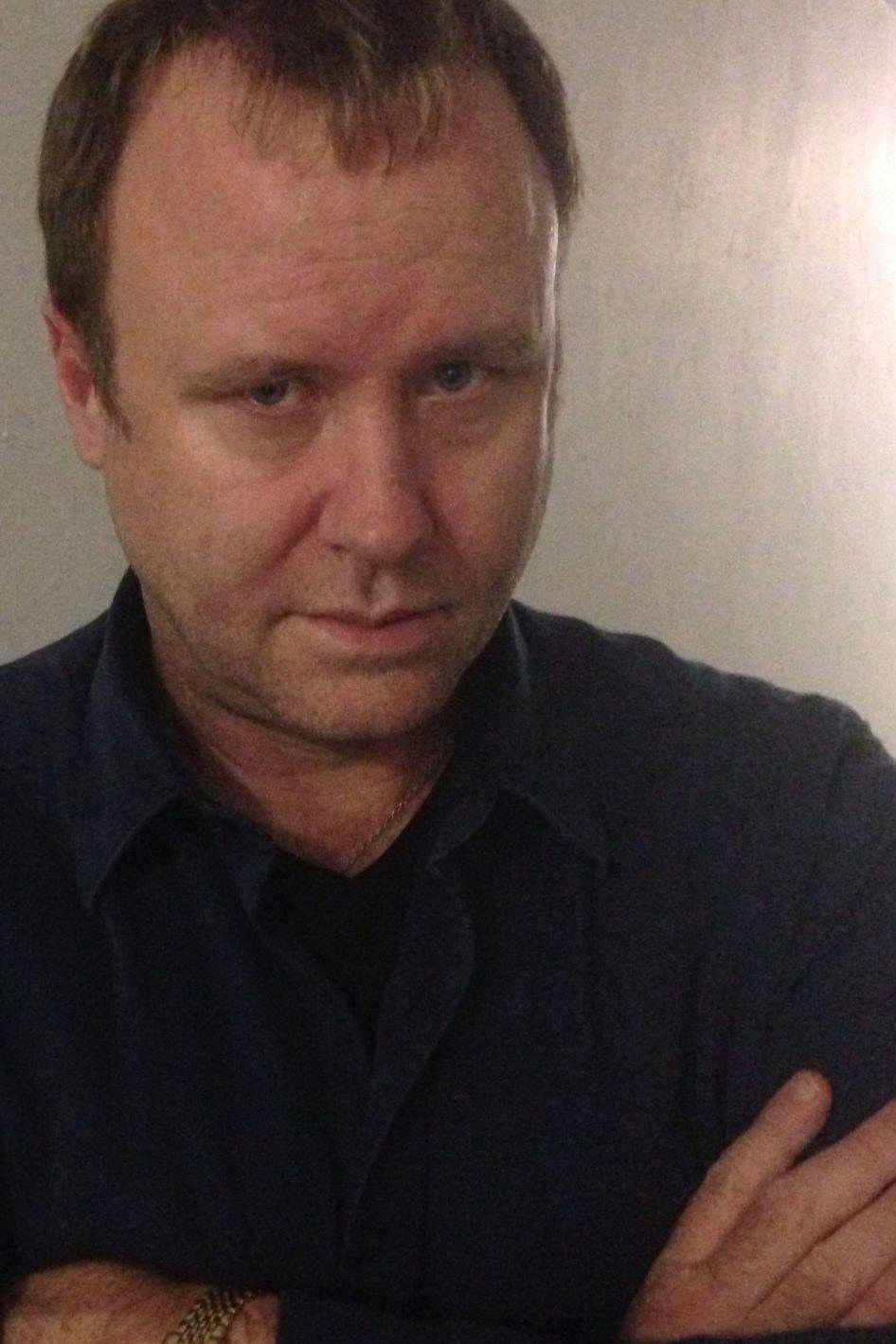 Brian Mac Ian backdrop