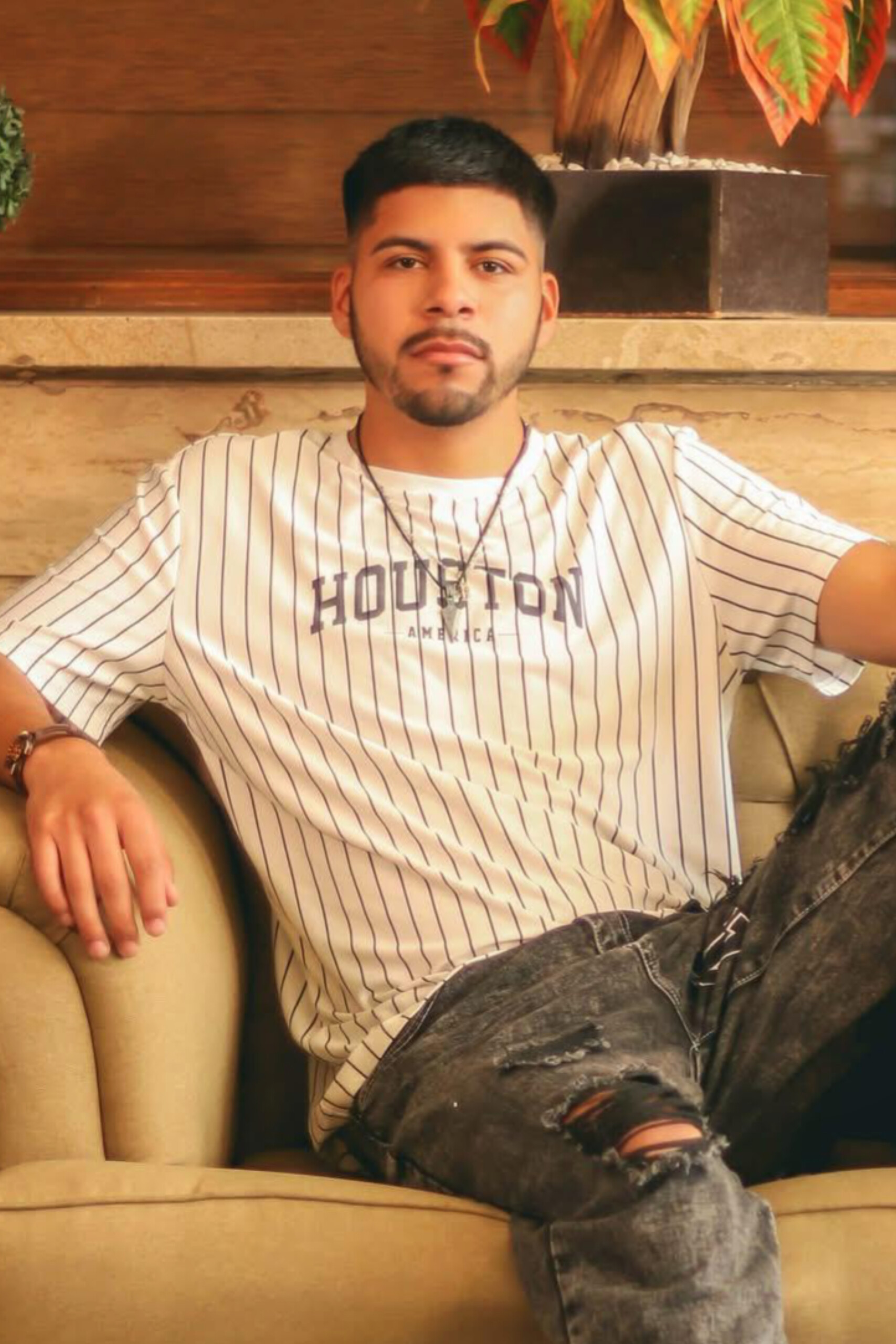 Adrián Villegas Palacios backdrop