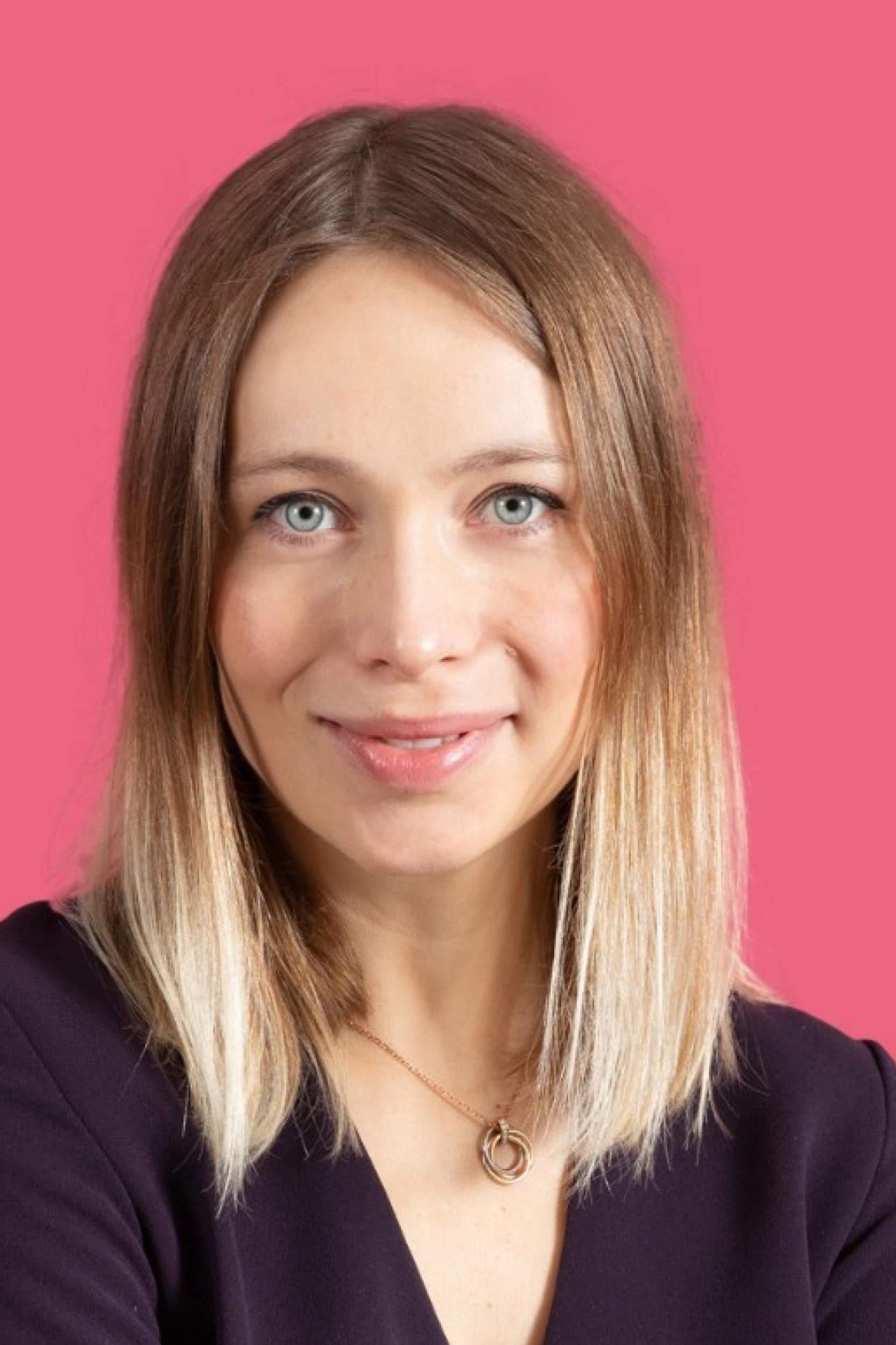 Marina Kolokolova backdrop