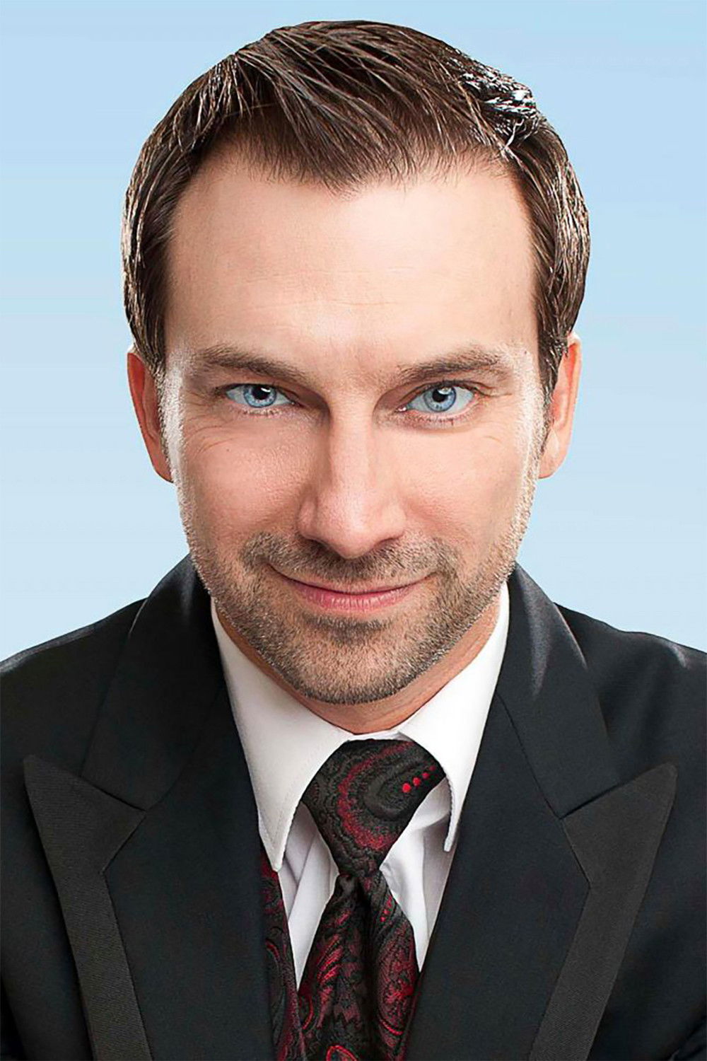 Benjamin Gaillard backdrop