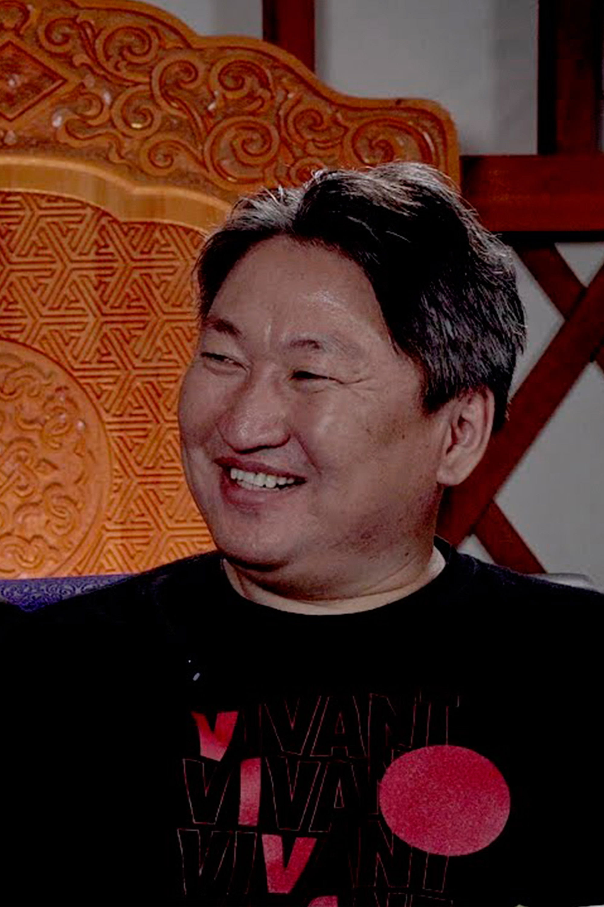 Manlaibaatar Khurelbaatar backdrop