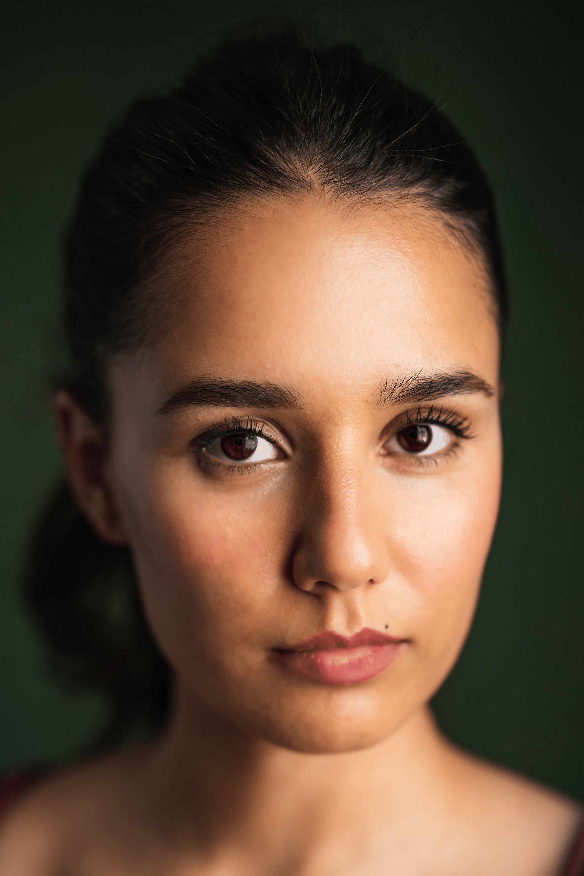 Nour Bettaïeb backdrop