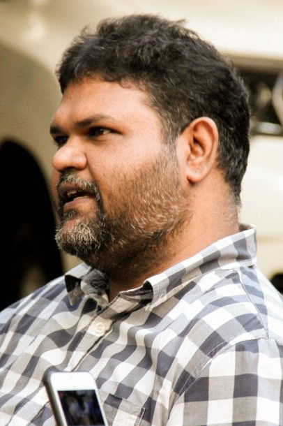 King Ratnam backdrop