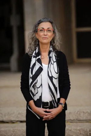 Nava Hefetz backdrop