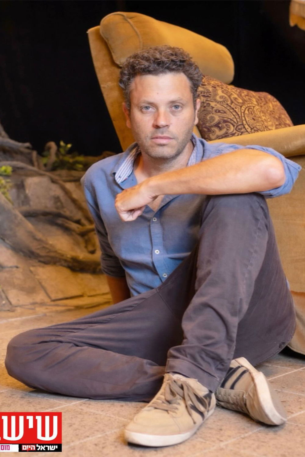 Eli Bijaoui backdrop