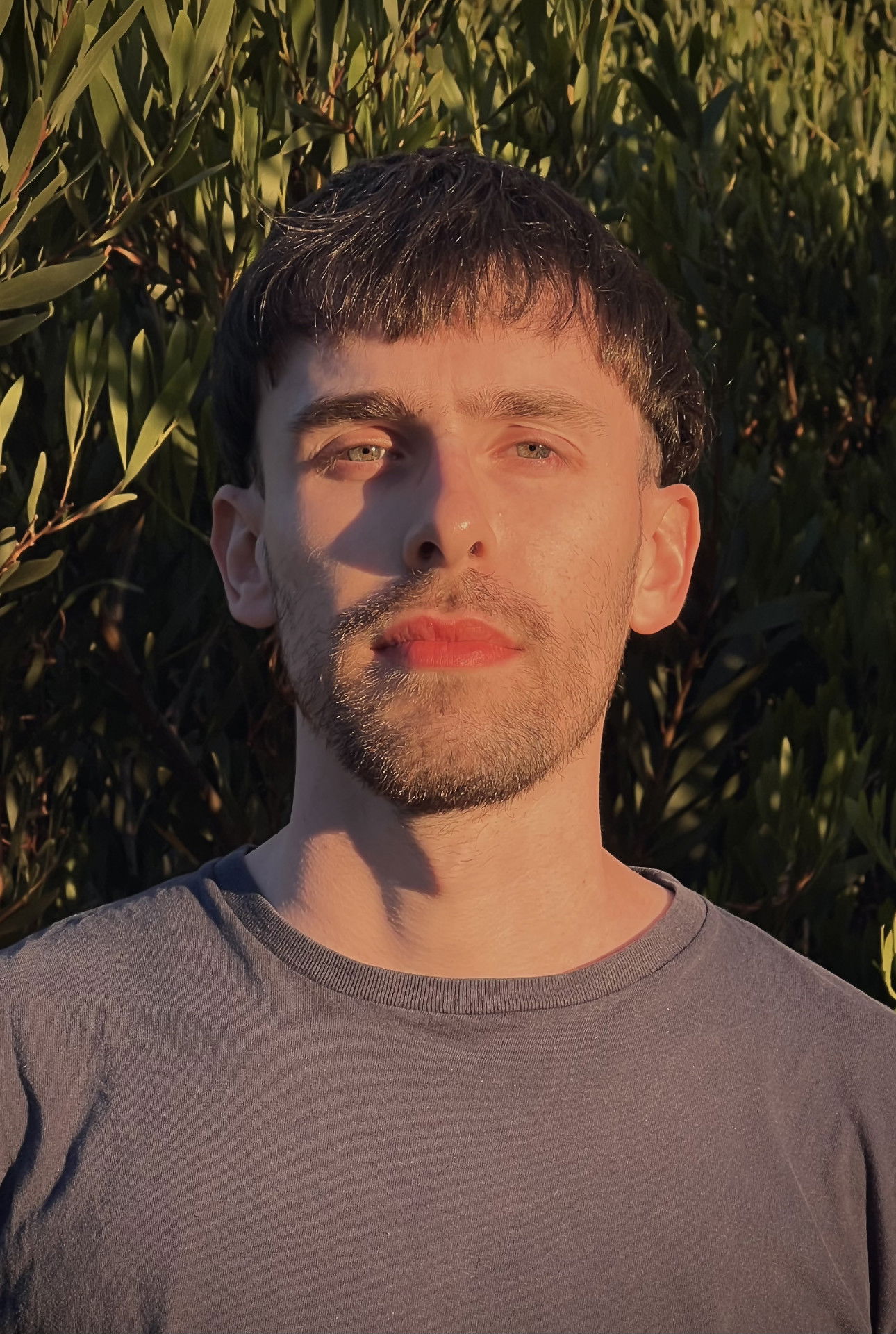 Joaquín Neira backdrop