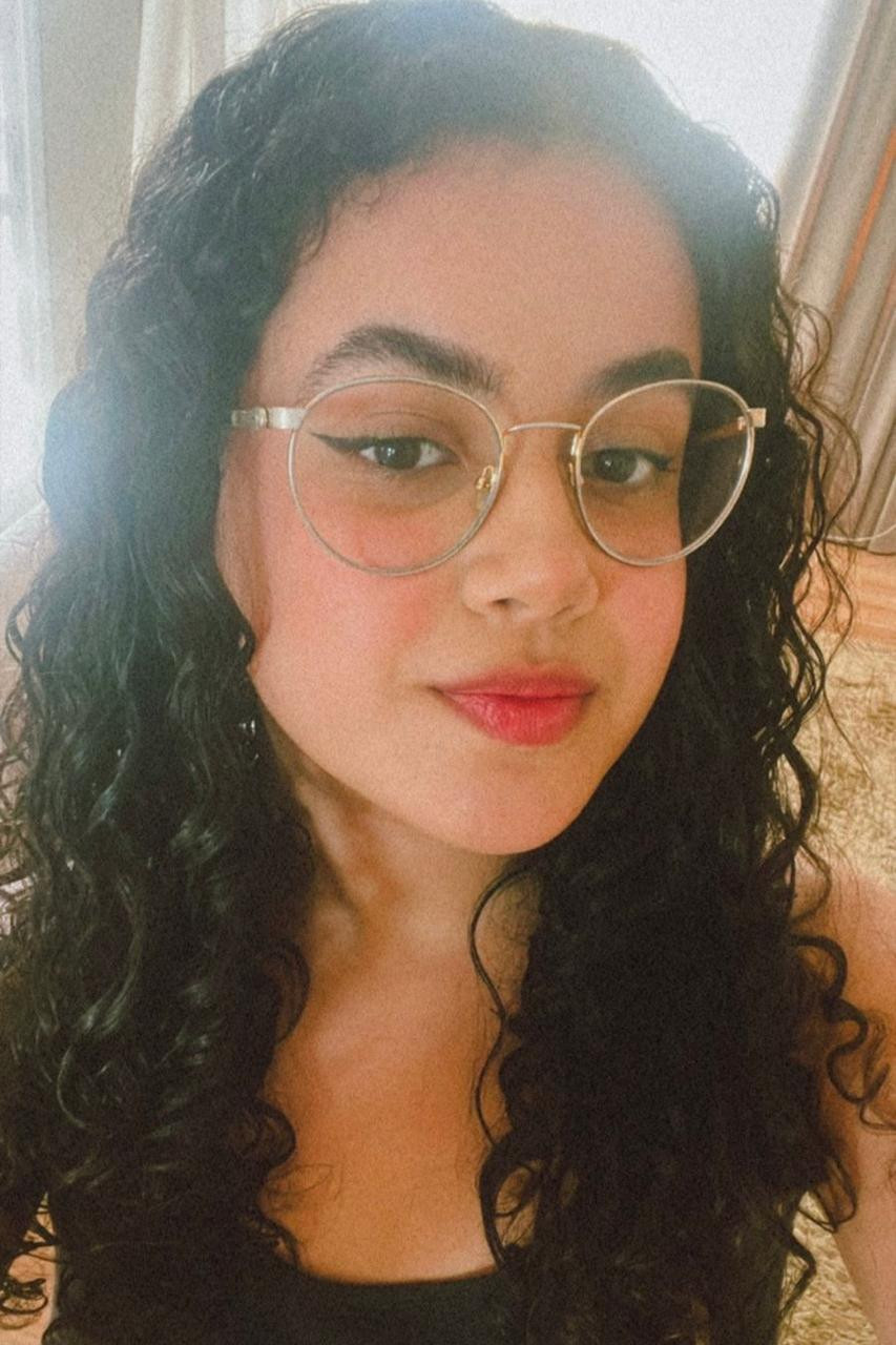 Laura Stefeneti de Morais backdrop