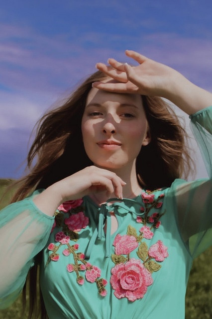 Ciara Hennessy backdrop