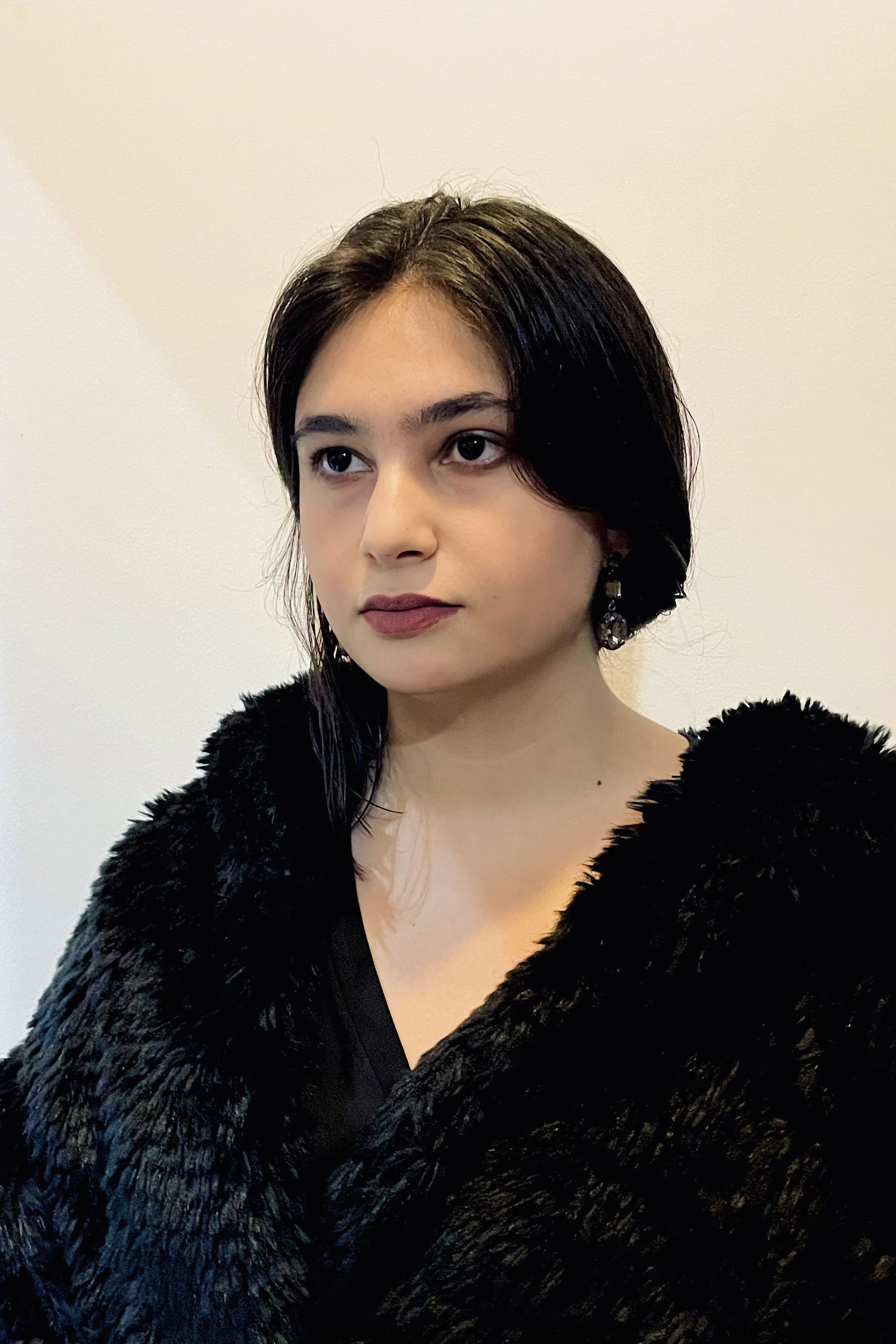 Isabela Wey backdrop