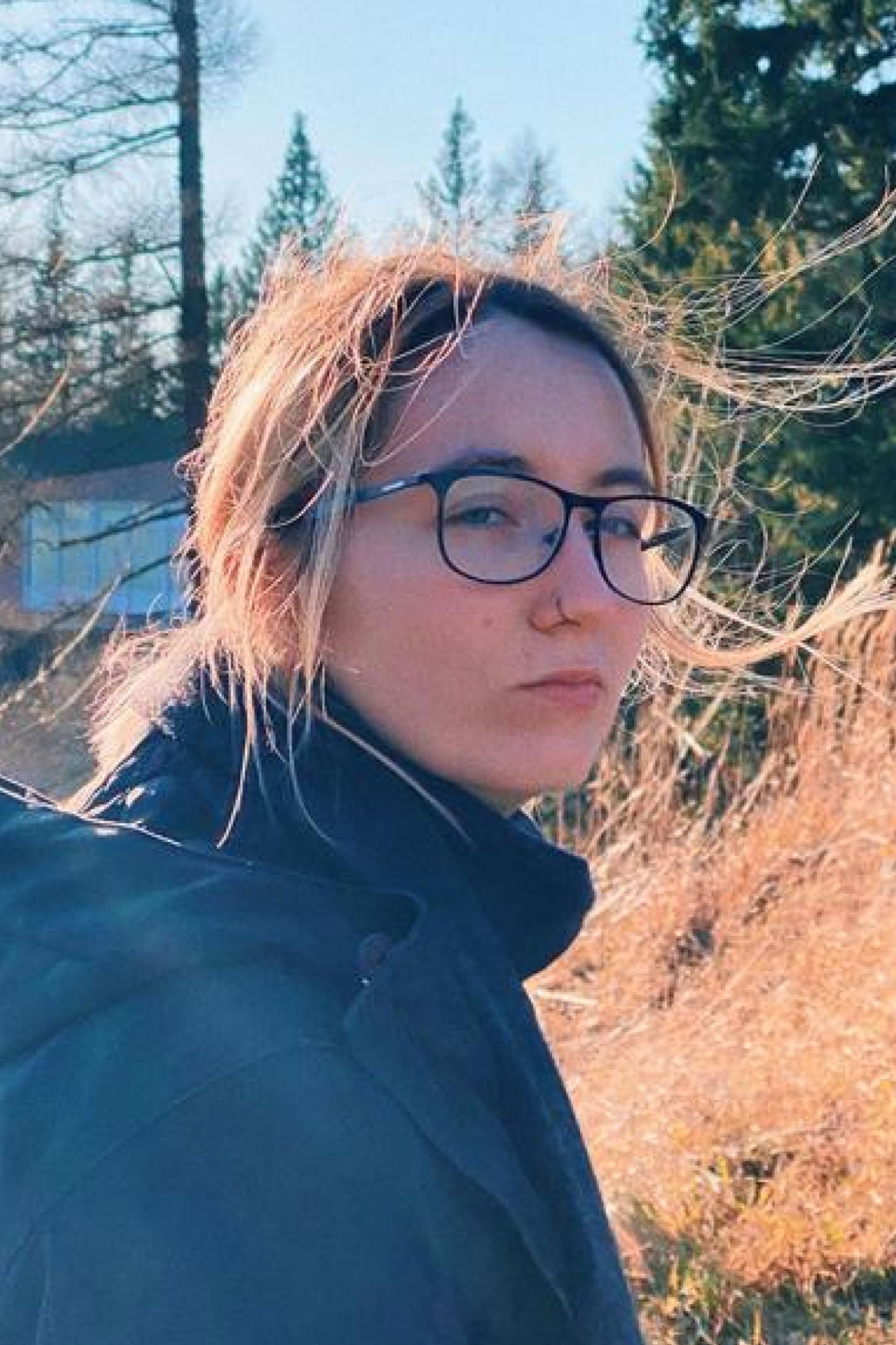 Nikoleta Slezáková backdrop