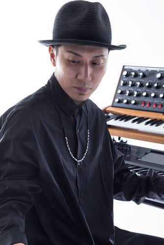 大楠雄蔵 backdrop