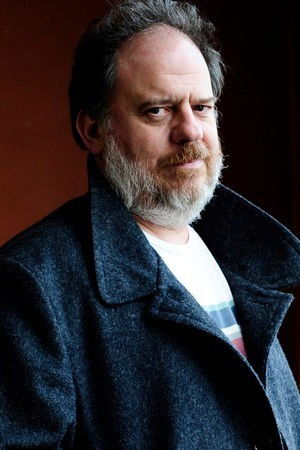 Guillermo Arengo backdrop