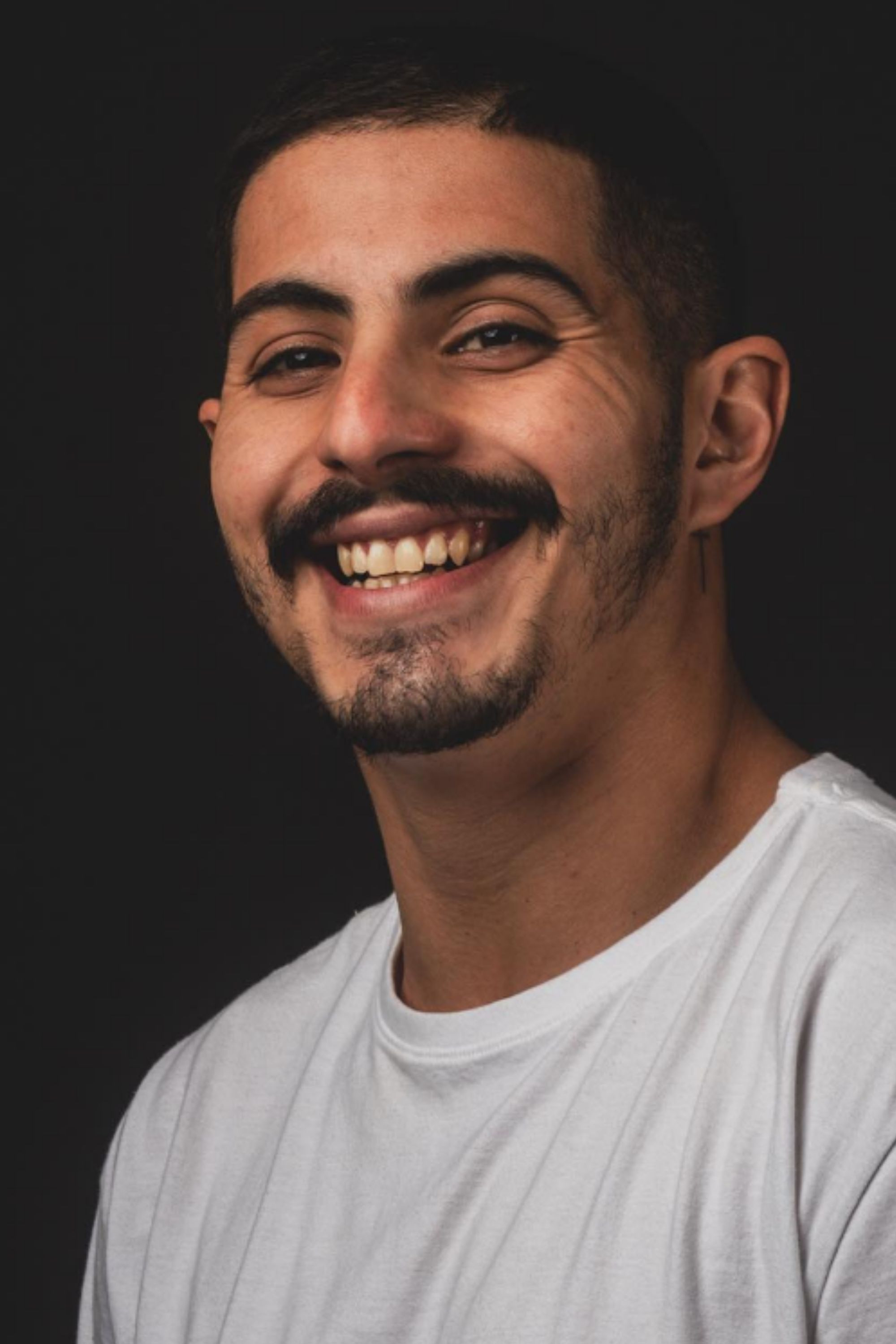 Leonardo Portela backdrop