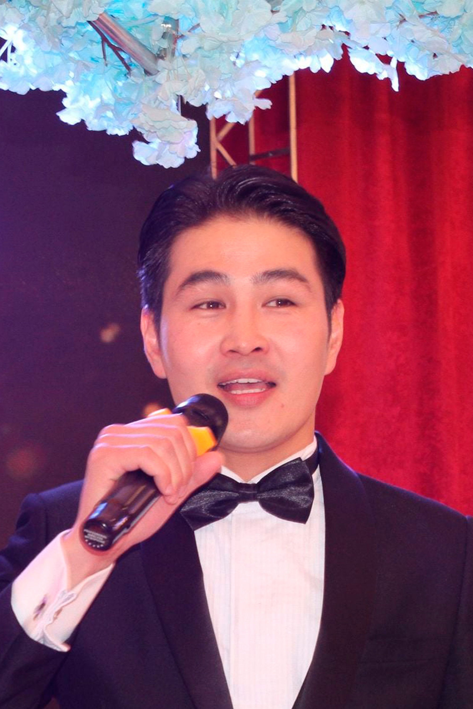 Batzorig Munkhtuul backdrop