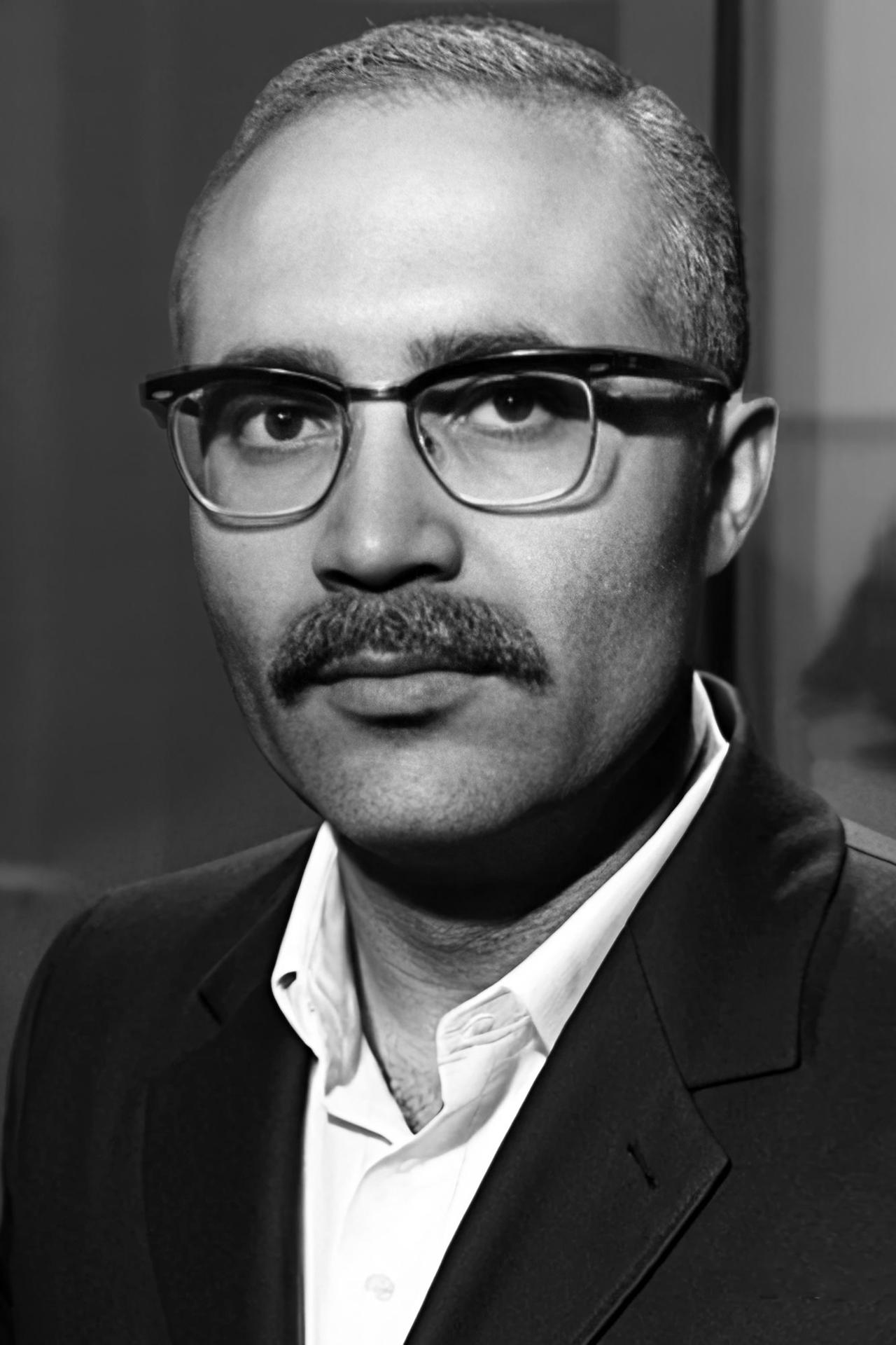 Si Mohamed Baghdadi backdrop