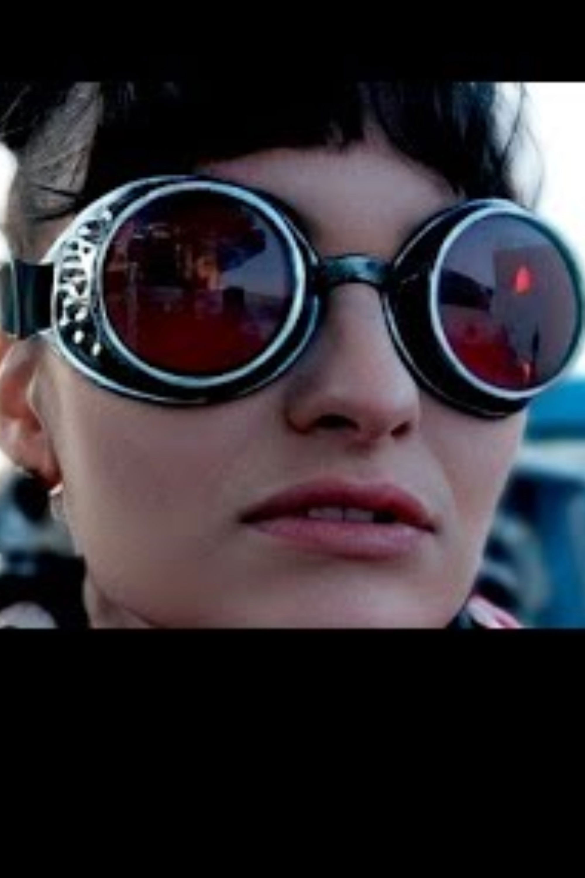 Caroline Calsone backdrop