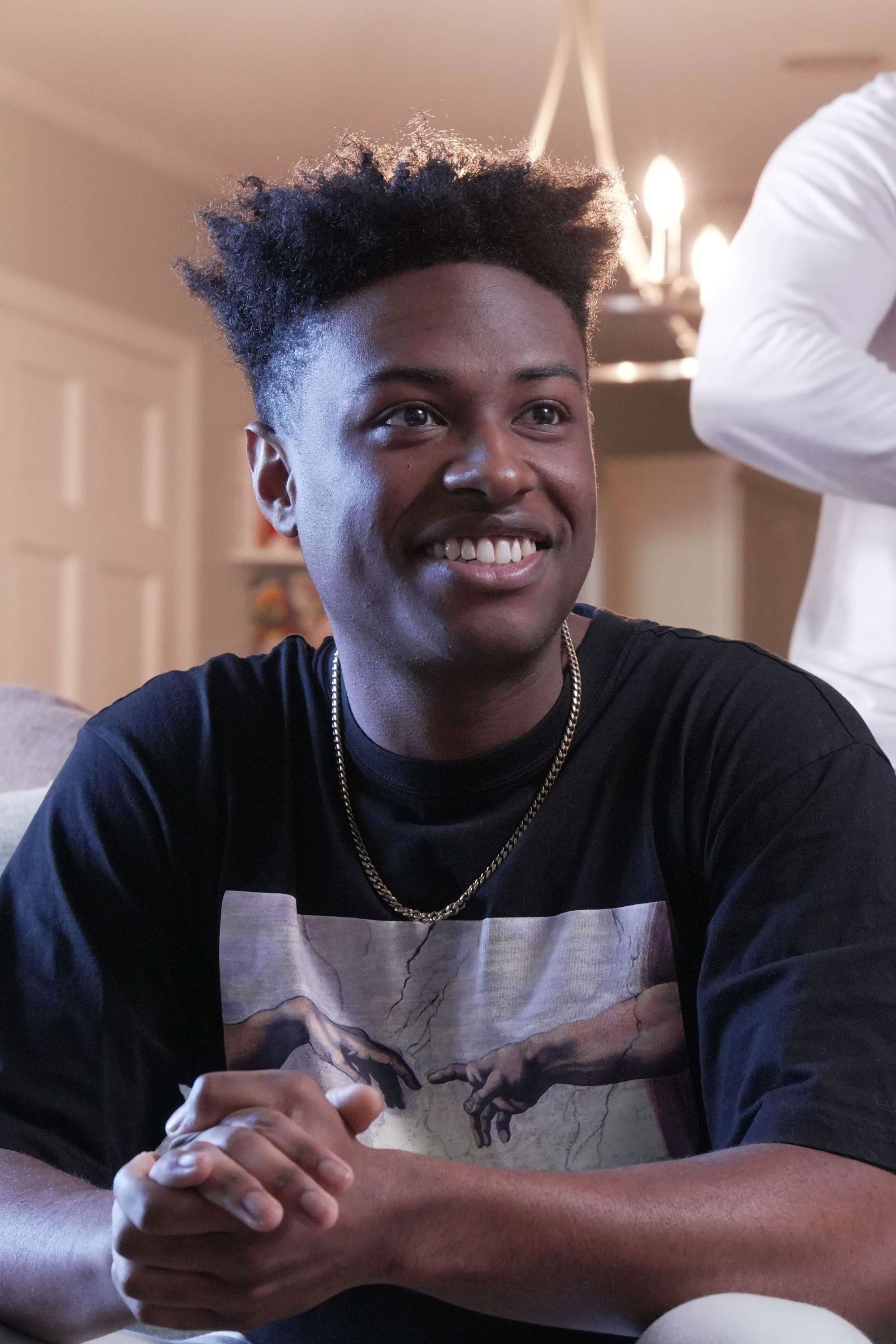 Kamron Henry backdrop