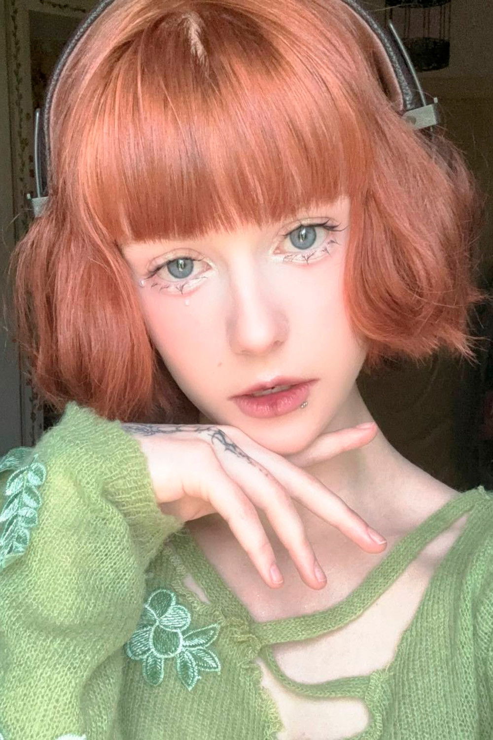 Tori Rumyantseva backdrop