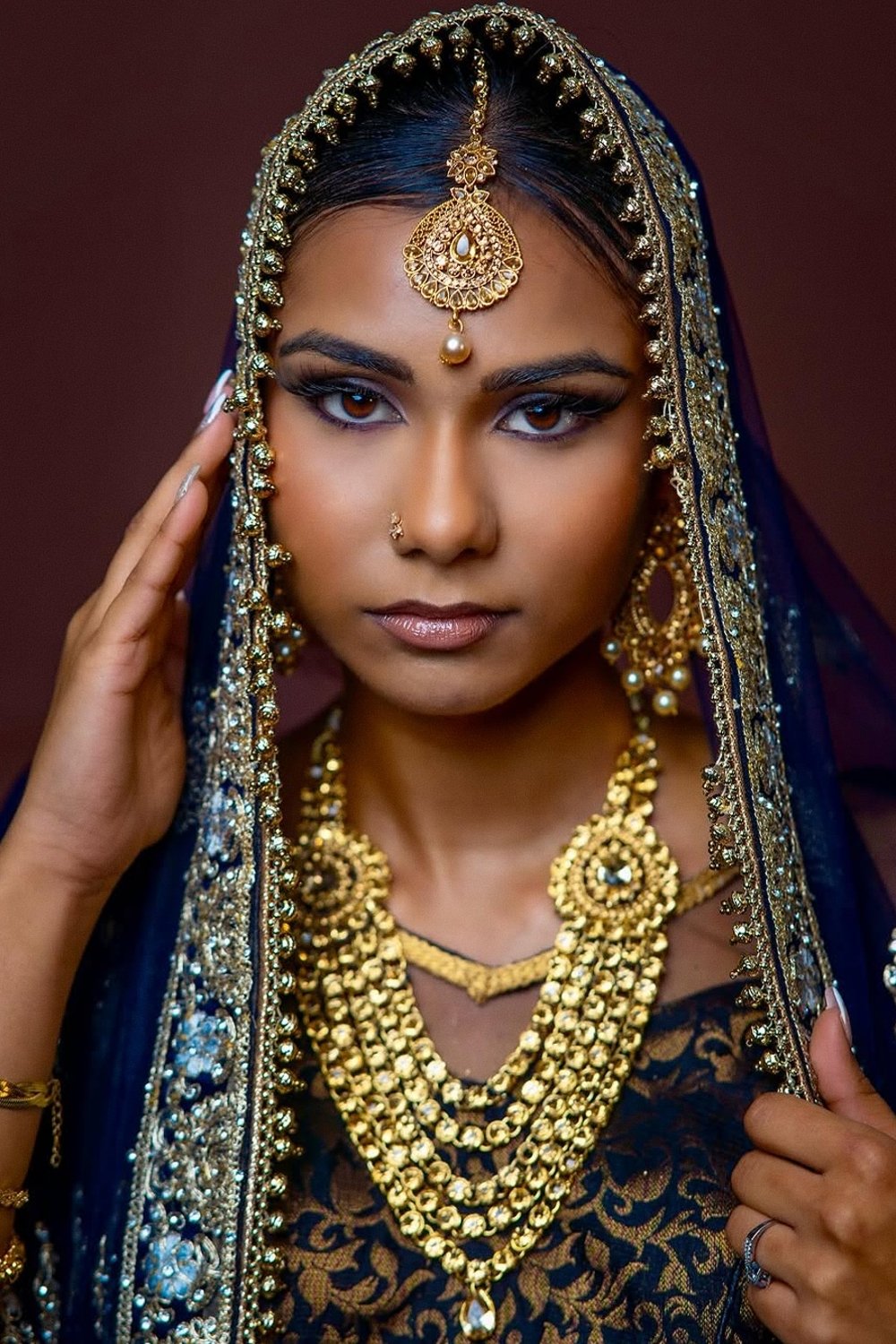 Aswina Vinotharuban backdrop