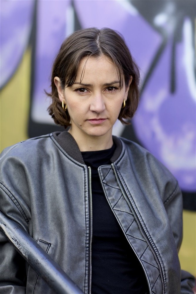 Angélique Flaugère backdrop