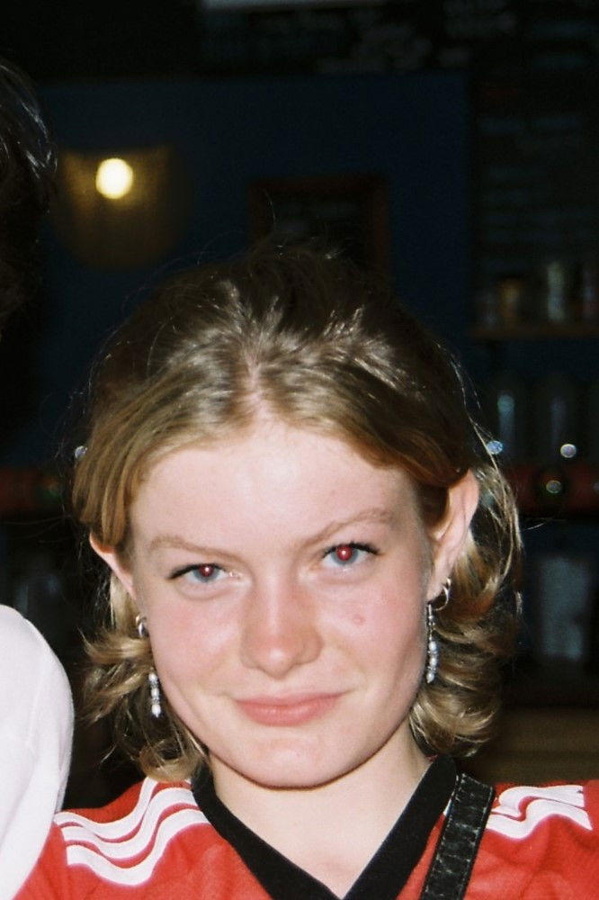 Eugenie Rizzon backdrop