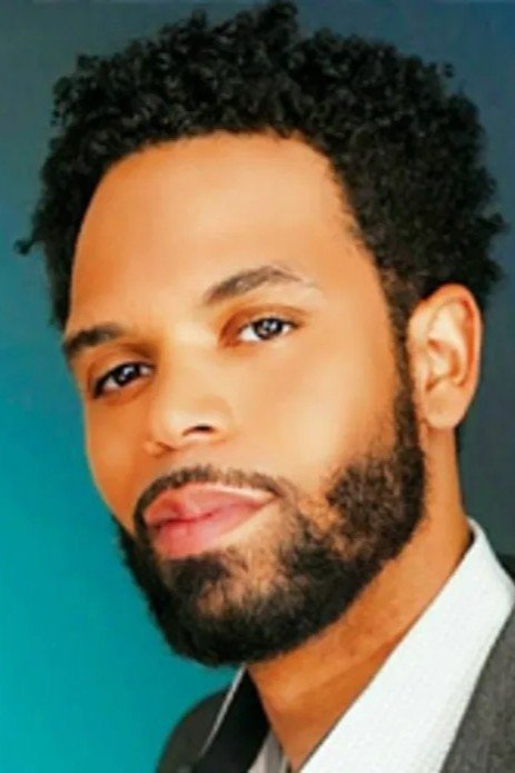 Tehran Von Ghasri backdrop