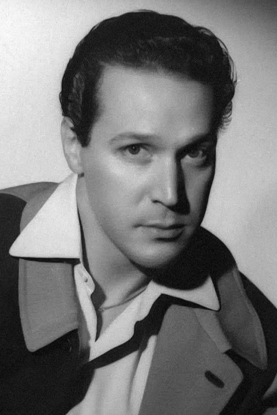 António Vilar backdrop