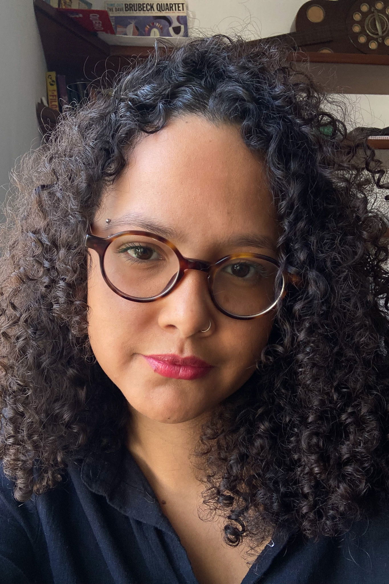 Brenda Barbosa backdrop