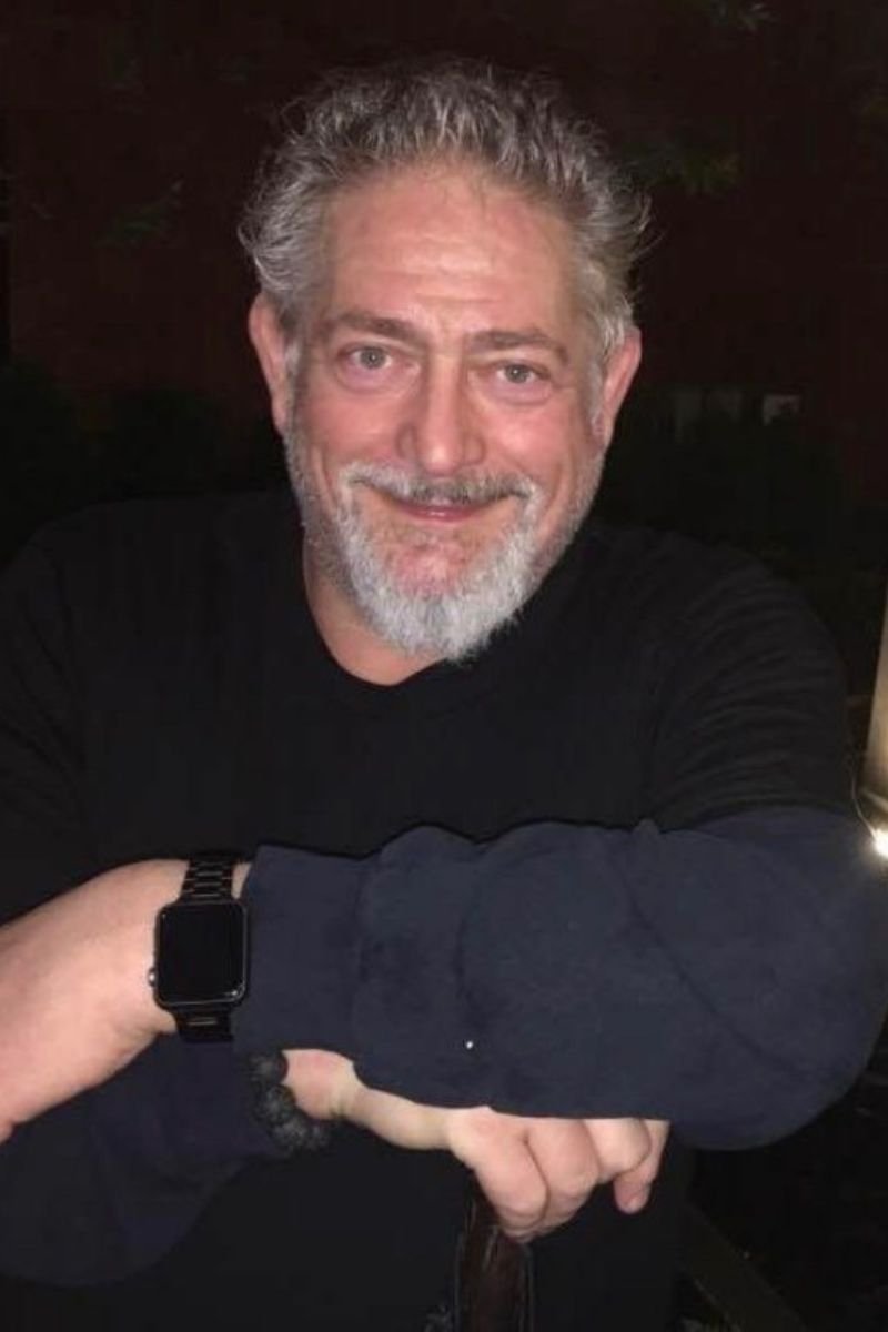 Mark de Solla Price backdrop