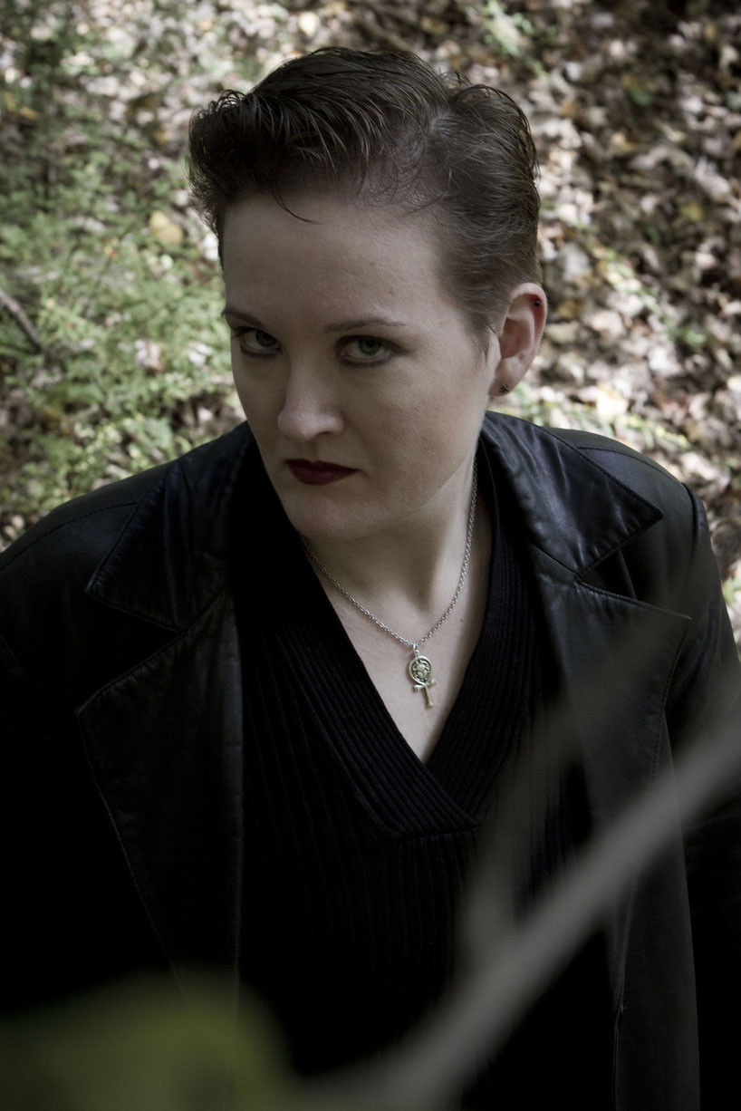 Michelle Belanger backdrop