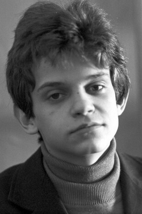 Anton Androsov backdrop